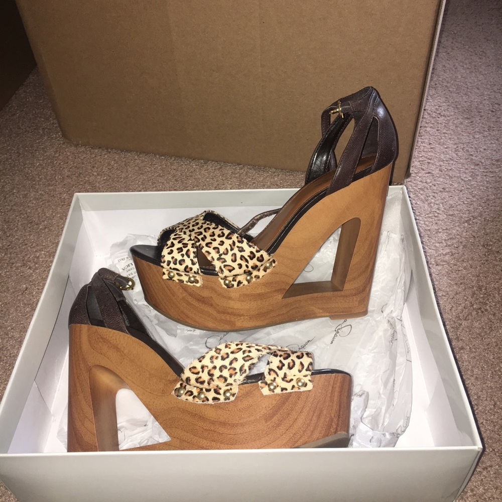 Jessica Simpson wedges